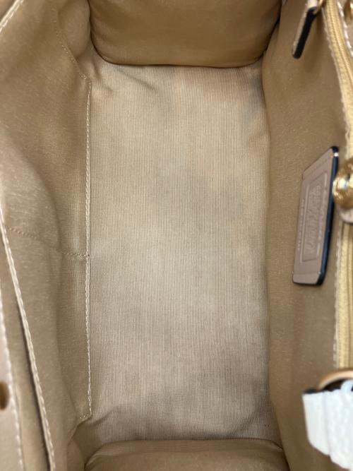 COACH（コーチ）COACH (コーチ) シグネチャー　デンプシーキャリーオール2way ショルダーバッグ ピンク×ホワイトの古着・服飾アイテム