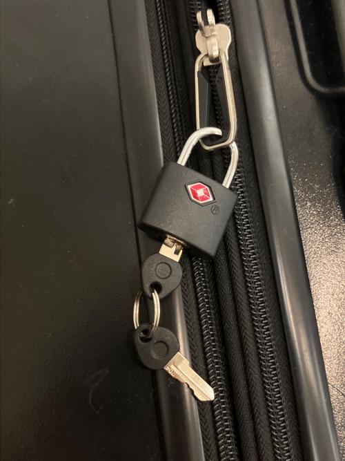 Samsonite（サムソナイト）Samsonite (サムソナイト) スーツケース ブラックの古着・服飾アイテム