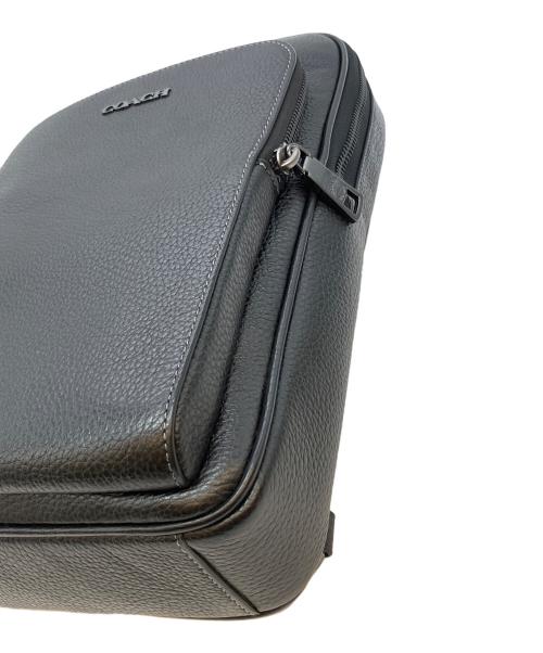 COACH（コーチ）COACH (コーチ) イーサンパック ボディバッグ ブラックの古着・服飾アイテム