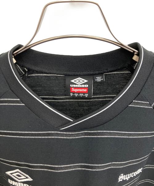 SUPREME（シュプリーム）SUPREME (シュプリーム) UMBRO (アンブロ) Stripe Soccer Jersey ブラック×ホワイト サイズ:SIZE Lの古着・服飾アイテム