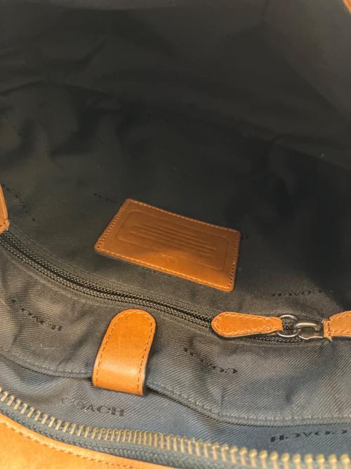 COACH（コーチ）COACH (コーチ) メトロポリタン クロスボディー スポーツカーフ ブラウンの古着・服飾アイテム