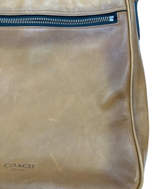 COACH（コーチ）COACH (コーチ) メトロポリタン クロスボディー スポーツカーフ ブラウンの古着・服飾アイテム