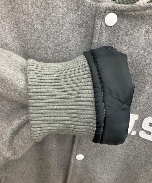 Champion（チャンピオン）Champion (チャンピオン) アワードジャケット グレー サイズ:SIZE Mの古着・服飾アイテム