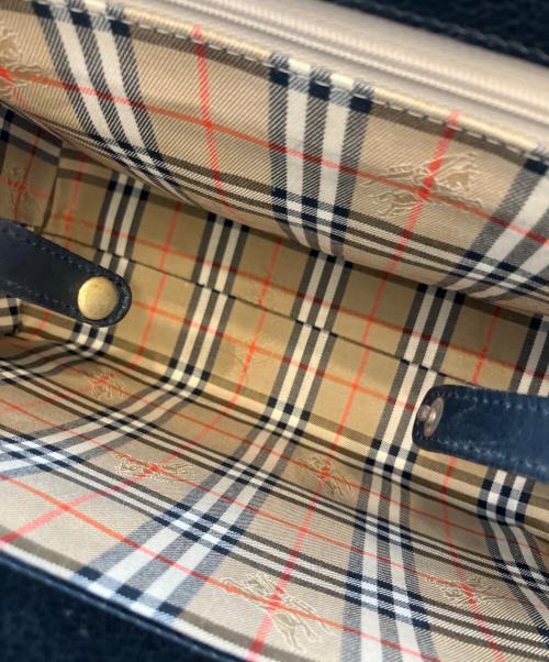 BURBERRY（バーバリー）BURBERRY (バーバリー) ハンドバッグ ブラックの古着・服飾アイテム