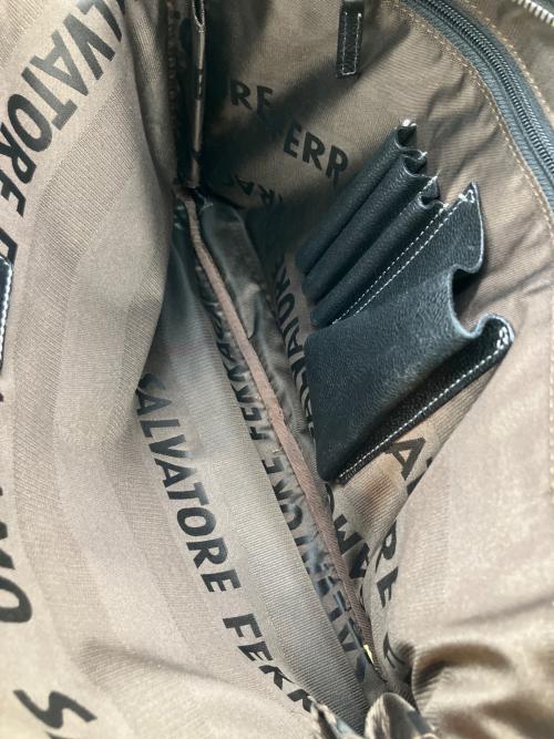 Salvatore Ferragamo（サルヴァトーレ フェラガモ）Salvatore Ferragamo (サルヴァトーレ フェラガモ) ビジネスバッグ ブラックの古着・服飾アイテム