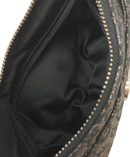 GUESS（ゲス）GUESS (ゲス) ワンショルダーバッグ ブラックの古着・服飾アイテム