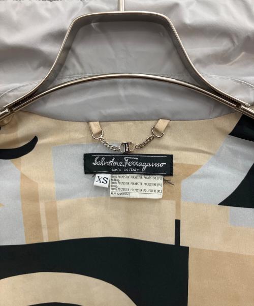 Salvatore Ferragamo（サルヴァトーレ フェラガモ）Salvatore Ferragamo (サルヴァトーレ フェラガモ) キルティングコート グレー サイズ:SIZE XSの古着・服飾アイテム