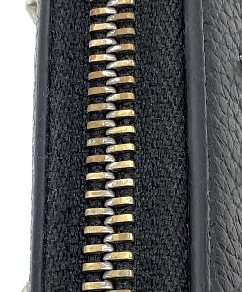 JIMMY CHOO（ジミーチュウ）JIMMY CHOO (ジミーチュウ) スタースタッズ ラウンドファスナー 長財布 ブラック×シルバーの古着・服飾アイテム
