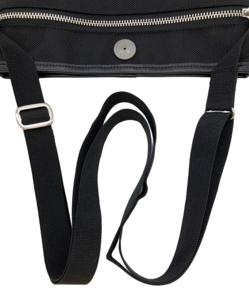 C.E（シーイー）C.E (シーイー) BEAMS (ビームス) HARD SMALL POCKET BAG ショルダーバッグ ブラックの古着・服飾アイテム