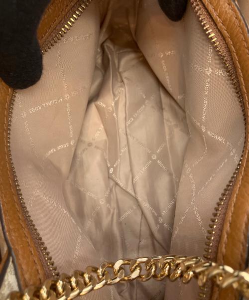 MICHAEL KORS（マイケルコース）MICHAEL KORS (マイケルコース) ジェットセット ミディアム チェーン メッセンジャー/ショルダーバッグ ベージュ×ブラウンの古着・服飾アイテム