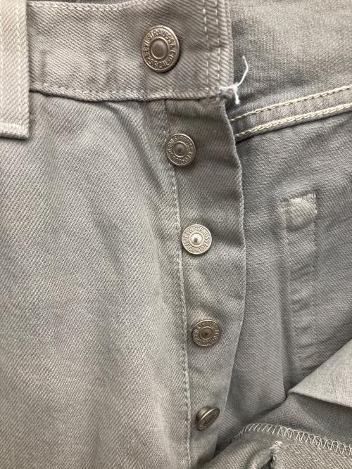 LEVI'S（リーバイス）LEVI'S (リーバイス) 501 デニムパンツ グレー サイズ:SIZE 81cm (W32)の古着・服飾アイテム