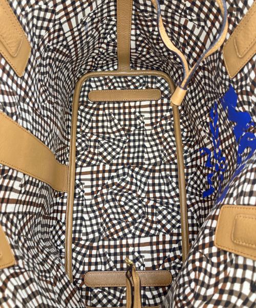 MCM（エムシーエム）MCM (エムシーエム) Liz リバーシブルショッパーヴィセトス ブラウンの古着・服飾アイテム