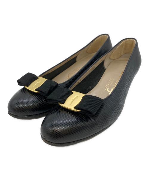 Salvatore Ferragamo（サルヴァトーレ フェラガモ）Salvatore Ferragamo (サルヴァトーレ フェラガモ) パンプス ブラック サイズ:5 1/1Cの古着・服飾アイテム