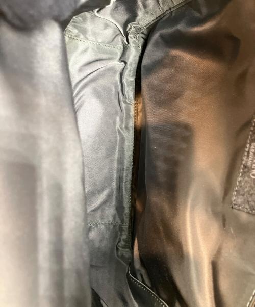 VALENTINO GARAVANI（ヴァレンティノ・ガラヴァーニ）VALENTINO GARAVANI (ヴァレンティノ・ガラヴァーニ) リュック グレーの古着・服飾アイテム