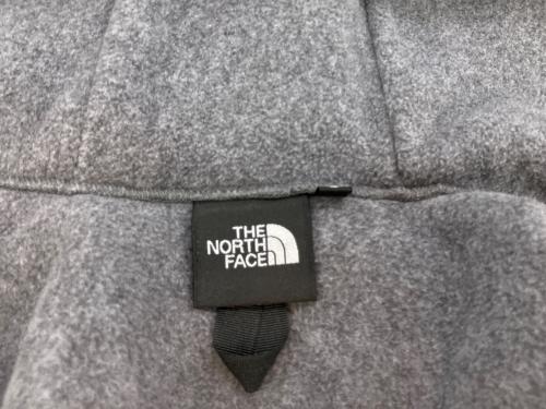 THE NORTH FACE（ザ ノース フェイス）THE NORTH FACE (ザ ノース フェイス) Denali Hoodie 中綿フリースジャケット グレー×ブラック サイズ:SIZE Sの古着・服飾アイテム