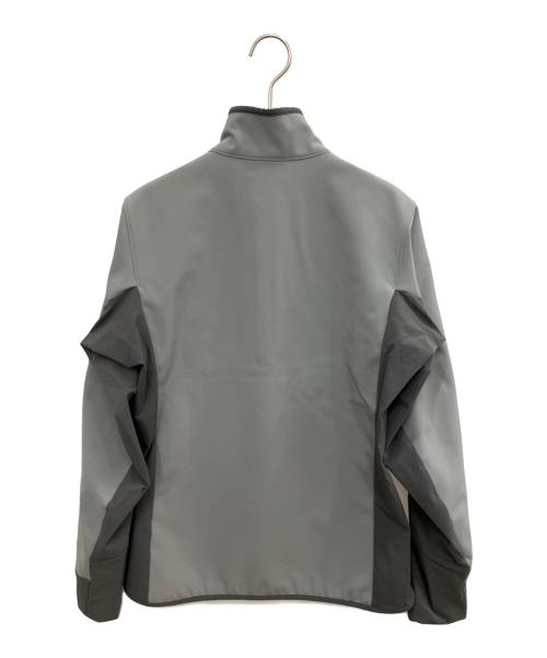Patagonia（パタゴニア）Patagonia (パタゴニア) Adze Hybrid Jacket グレー サイズ:SIZE XSの古着・服飾アイテム