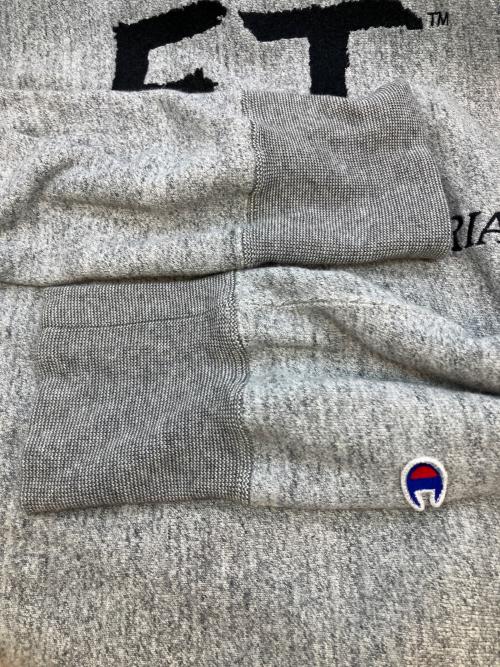 Champion REVERSE WEAVE（チャンピオン リバース ウィーブ）Champion REVERSE WEAVE (チャンピオン リバース ウィーブ) E.T. (イーティー) ロゴスウェット グレー サイズ:SIZE Sの古着・服飾アイテム