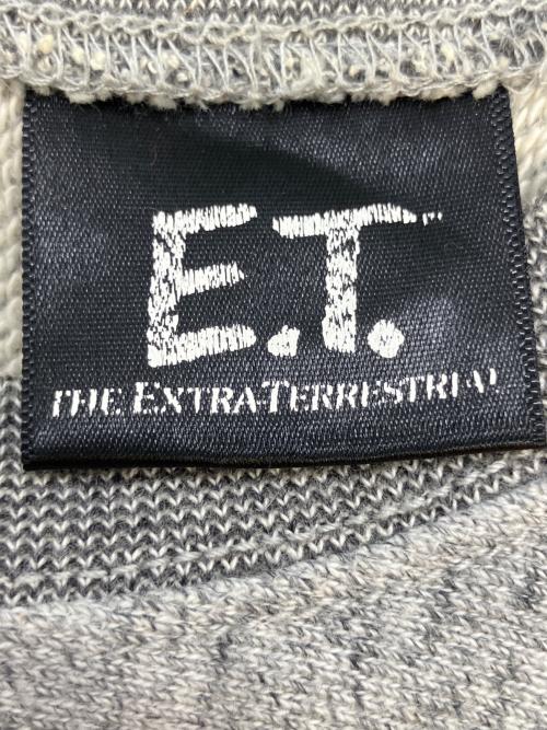 Champion REVERSE WEAVE（チャンピオン リバース ウィーブ）Champion REVERSE WEAVE (チャンピオン リバース ウィーブ) E.T. (イーティー) ロゴスウェット グレー サイズ:SIZE Lの古着・服飾アイテム