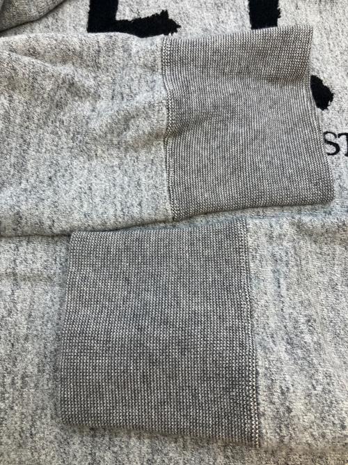 Champion REVERSE WEAVE（チャンピオン リバース ウィーブ）Champion REVERSE WEAVE (チャンピオン リバース ウィーブ) E.T. (イーティー) ロゴスウェット グレー サイズ:SIZE Lの古着・服飾アイテム