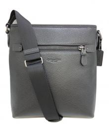 COACH（コーチ）の古着「スリム メッセンジャーバッグ」｜ブラック