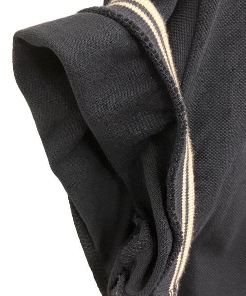 MONCLER（モンクレール）MONCLER (モンクレール) MAGLIA ポロシャツ ネイビー サイズ:SIZE Mの古着・服飾アイテム