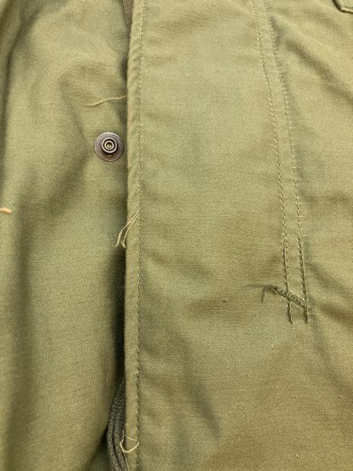 US ARMY（ユーエスアーミー）US ARMY (ユーエスアーミー) ALPHA INDUSTRIES INC (アルファインダストーリーズ) M65 フィールドジャケット　ミリタリージャケット グリーン サイズ:SIZE SMALL LONGの古着・服飾アイテム