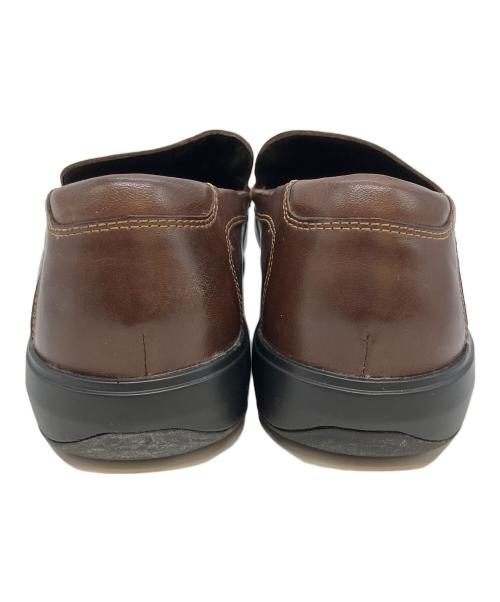 COLE HAAN（コールハーン）COLE HAAN (コールハーン) スリッポン ブラウン サイズ:SIZE 25cmの古着・服飾アイテム