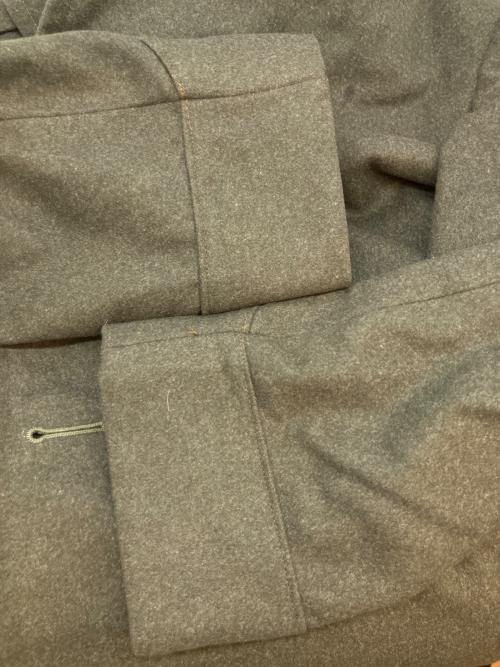 USMC（ユーエスエムシー）USMC (ユーエスエムシー) ミリタリーコート　ミリタリージャケット グリーン サイズ:SIZE S-1の古着・服飾アイテム