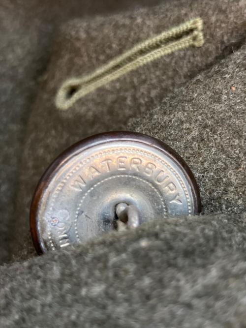 USMC（ユーエスエムシー）USMC (ユーエスエムシー) ミリタリーコート　ミリタリージャケット グリーン サイズ:SIZE S-1の古着・服飾アイテム