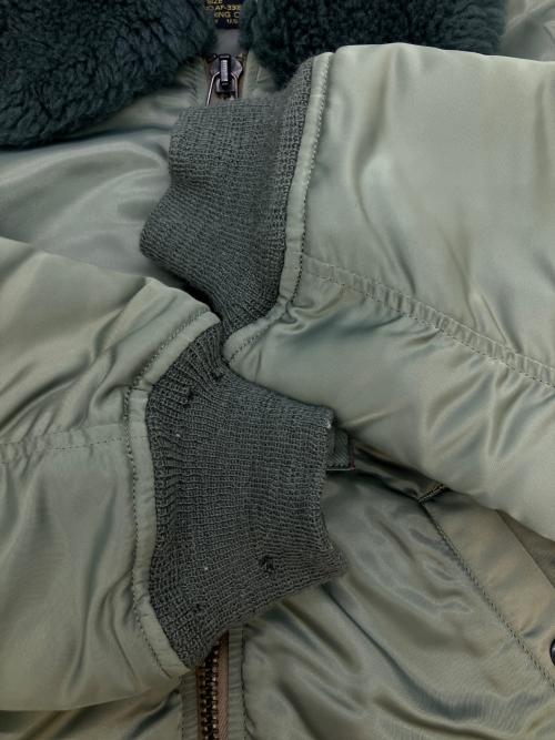 CAB CLOTHING（キャブ クロージング）CAB CLOTHING (キャブ クロージング) B-15D　フライトジャケット グリーン サイズ:SIZE 36の古着・服飾アイテム