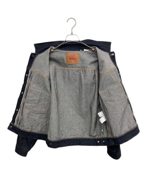 LEVI'S（リーバイス）LEVI'S (リーバイス) デニムジャケット インディゴ サイズ:SIZE 42の古着・服飾アイテム