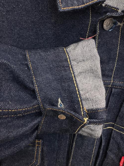 LEVI'S（リーバイス）LEVI'S (リーバイス) デニムジャケット インディゴ サイズ:SIZE 42の古着・服飾アイテム