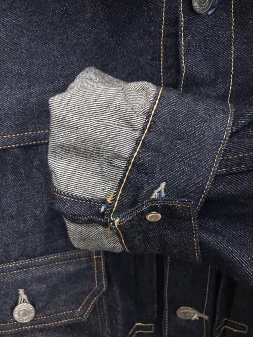 LEVI'S（リーバイス）LEVI'S (リーバイス) デニムジャケット インディゴ サイズ:SIZE 42の古着・服飾アイテム