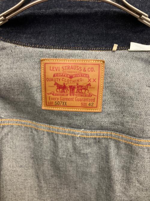 LEVI'S（リーバイス）LEVI'S (リーバイス) デニムジャケット インディゴ サイズ:SIZE 42の古着・服飾アイテム