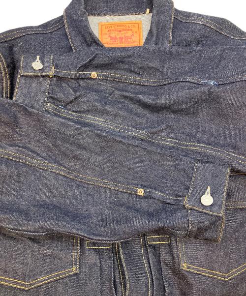 LEVI'S（リーバイス）LEVI'S (リーバイス) デニムジャケット インディゴ サイズ:SIZE 42の古着・服飾アイテム