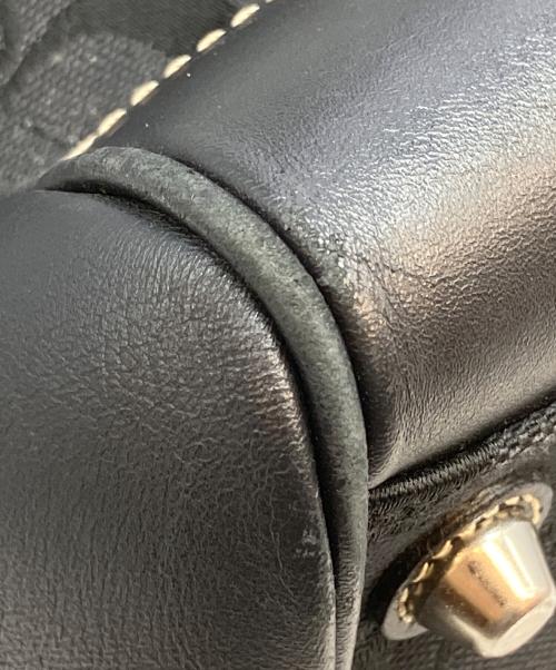 COACH（コーチ）COACH (コーチ) シグネチャー　ハンプトンズ ブラックの古着・服飾アイテム