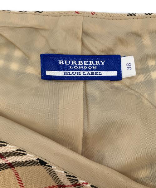 BURBERRY BLUE LABEL（バーバリー ブルー レーベル）BURBERRY BLUE LABEL (バーバリー ブルー レーベル) スカート ベージュ サイズ:SIZE 38の古着・服飾アイテム