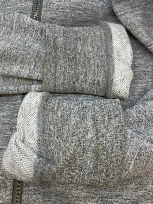 THE NORTH FACE（ザ ノース フェイス）THE NORTH FACE (ザ ノース フェイス) Face Square Logo FullZip ジップパーカー グレー サイズ:SIZE Mの古着・服飾アイテム