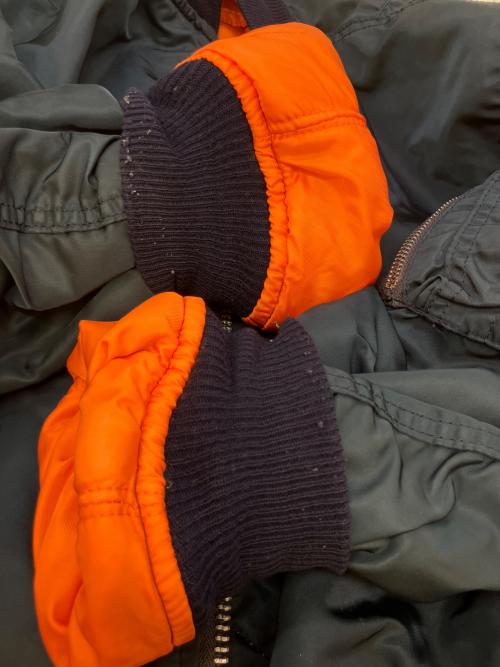 ALPHA INDUSTRIES（アルファインダストリーズ）ALPHA INDUSTRIES (アルファインダストリーズ) MA-1ジャケット ブルー サイズ:SIZE Mの古着・服飾アイテム