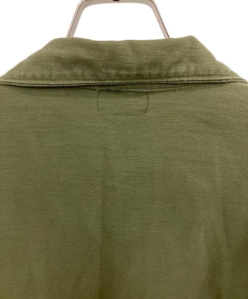 Bertie Industries（バーティ インダストリーズ）BERTIE INDUSTRIES (バーティ インダストリーズ) UTILITY　ミリタリーシャツ オリーブ サイズ:15 1/2 ×33の古着・服飾アイテム