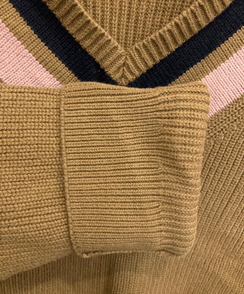 FRED PERRY（フレッドペリー）FRED PERRY (フレッドペリー) 厚手ニット ベージュ サイズ:SIZE Mの古着・服飾アイテム