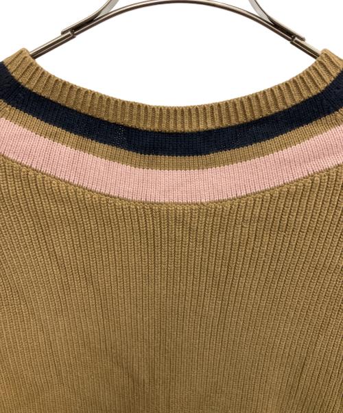 FRED PERRY（フレッドペリー）FRED PERRY (フレッドペリー) 厚手ニット ベージュ サイズ:SIZE Mの古着・服飾アイテム