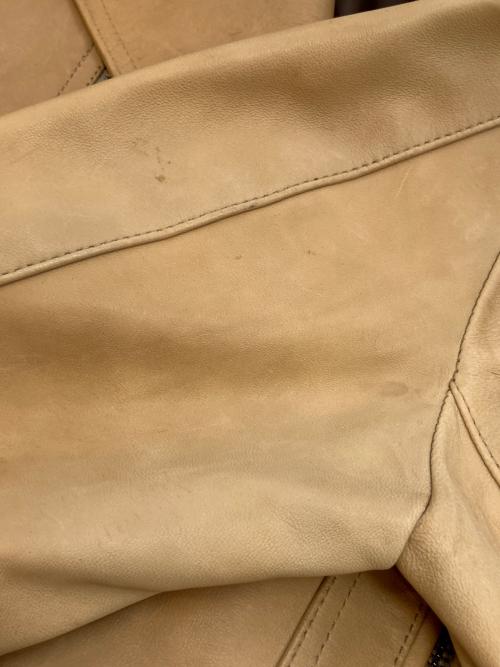 AMERICAN RAG CIE（アメリカンラグシー）AMERICAN RAG CIE (アメリカンラグシー) ダブルライダースジャケット ベージュ サイズ:SIZE 1の古着・服飾アイテム
