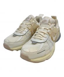 NIKE（ナイキ）の古着「NIKE W V2K RUN PALE IVORY/PALE IVORY-COCONUT MILK」｜ベージュ