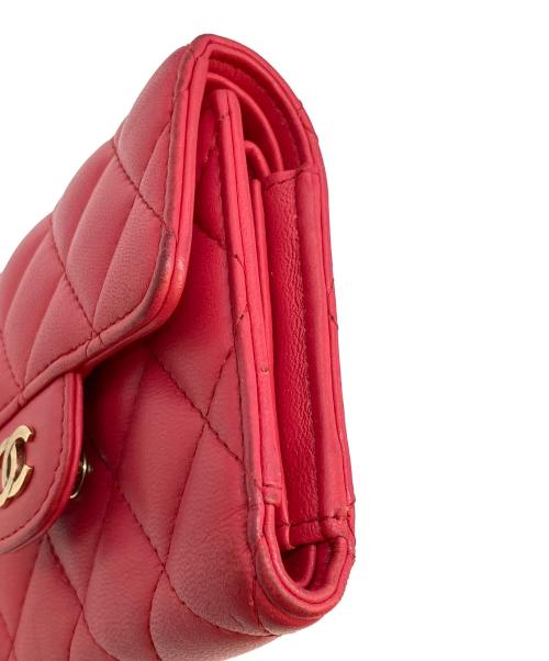 CHANEL（シャネル）CHANEL (シャネル) 3つ折り財布 レッドの古着・服飾アイテム