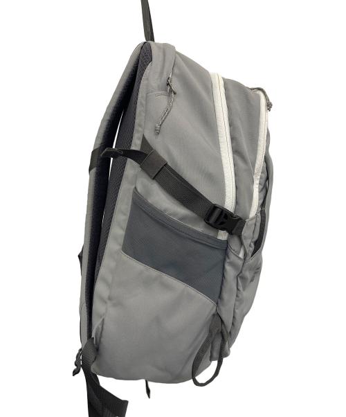 Patagonia（パタゴニア）Patagonia (パタゴニア) Refugio Pack 28L グレーの古着・服飾アイテム