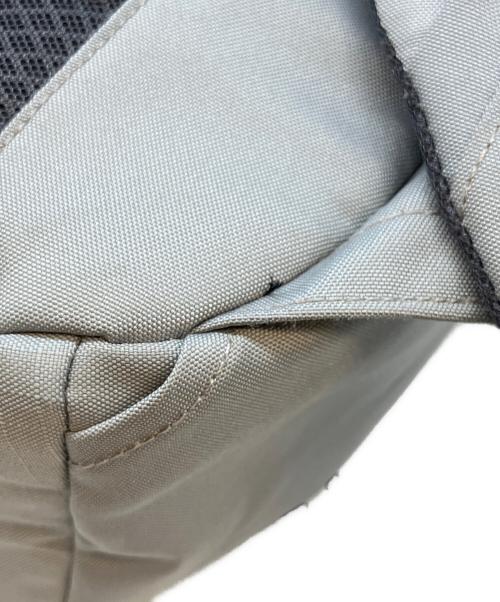 Patagonia（パタゴニア）Patagonia (パタゴニア) Refugio Pack 28L グレーの古着・服飾アイテム