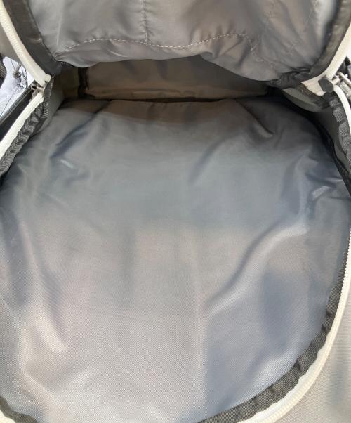 Patagonia（パタゴニア）Patagonia (パタゴニア) Refugio Pack 28L グレーの古着・服飾アイテム