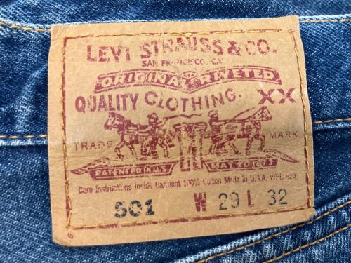 LEVI'S（リーバイス）LEVI'S (リーバイス) 501 デニムパンツ インディゴ サイズ:SIZE 73.5cm (W29・S)の古着・服飾アイテム