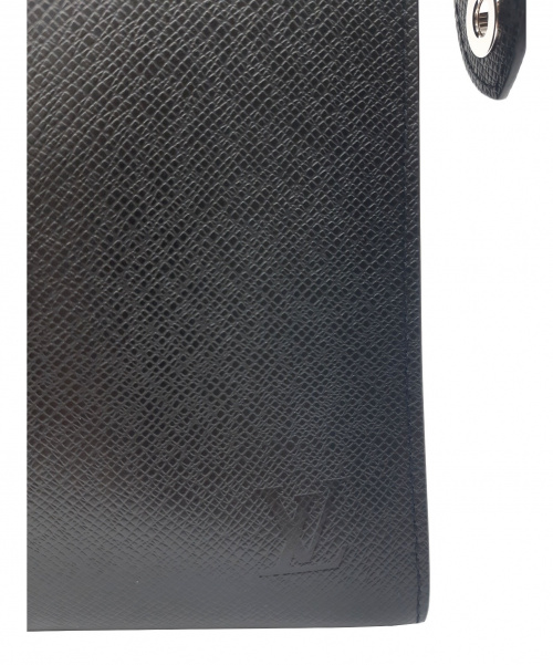 LOUIS VUITTON（ルイ ヴィトン）LOUIS VUITTON (ルイ ヴィトン) ポシェット・ヴォワヤージュMM ノワール タイガ M30547 TA3159の古着・服飾アイテム